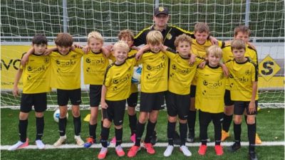 Saison 2026/27: unsere U11 - Jahrgänge 2016+2017 mit ihrem Trainer Patrick Thielen